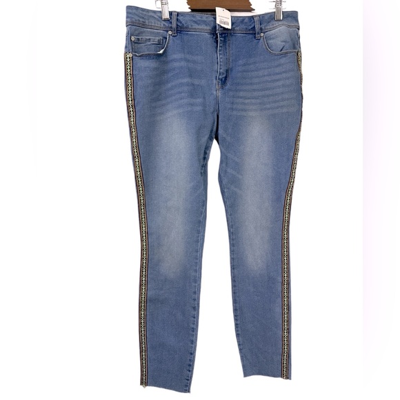 EST.1946 SPRING Denim Women's Mid-Rise Denim Jeggings Size 10 NWT - Picture 1 of 8